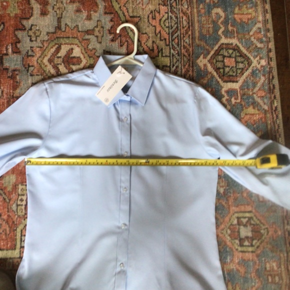 NWT Ladies Button Down Dress Shirt, Light Blue Small - Picture 7 of 9
